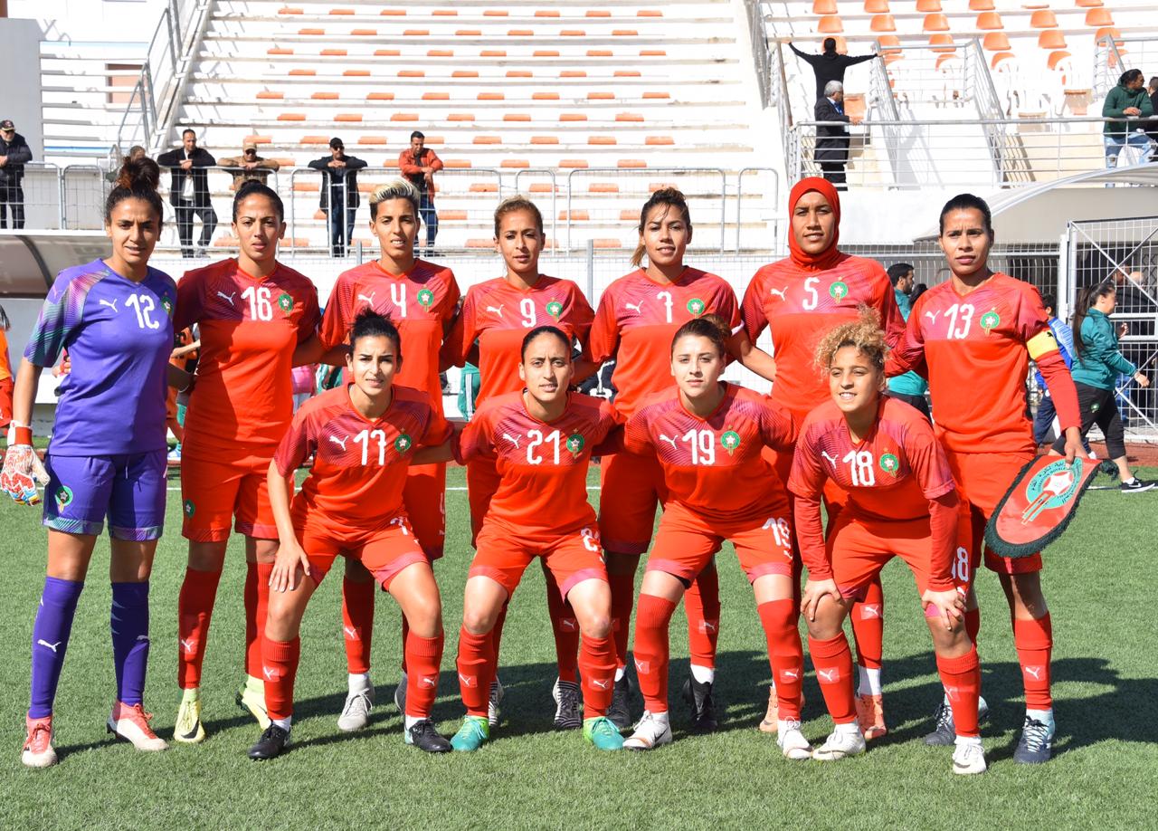 المنتخب الوطني لكرة القدم النسوية يخوض تداريبه بمركب محمد السادس لكرة القدم