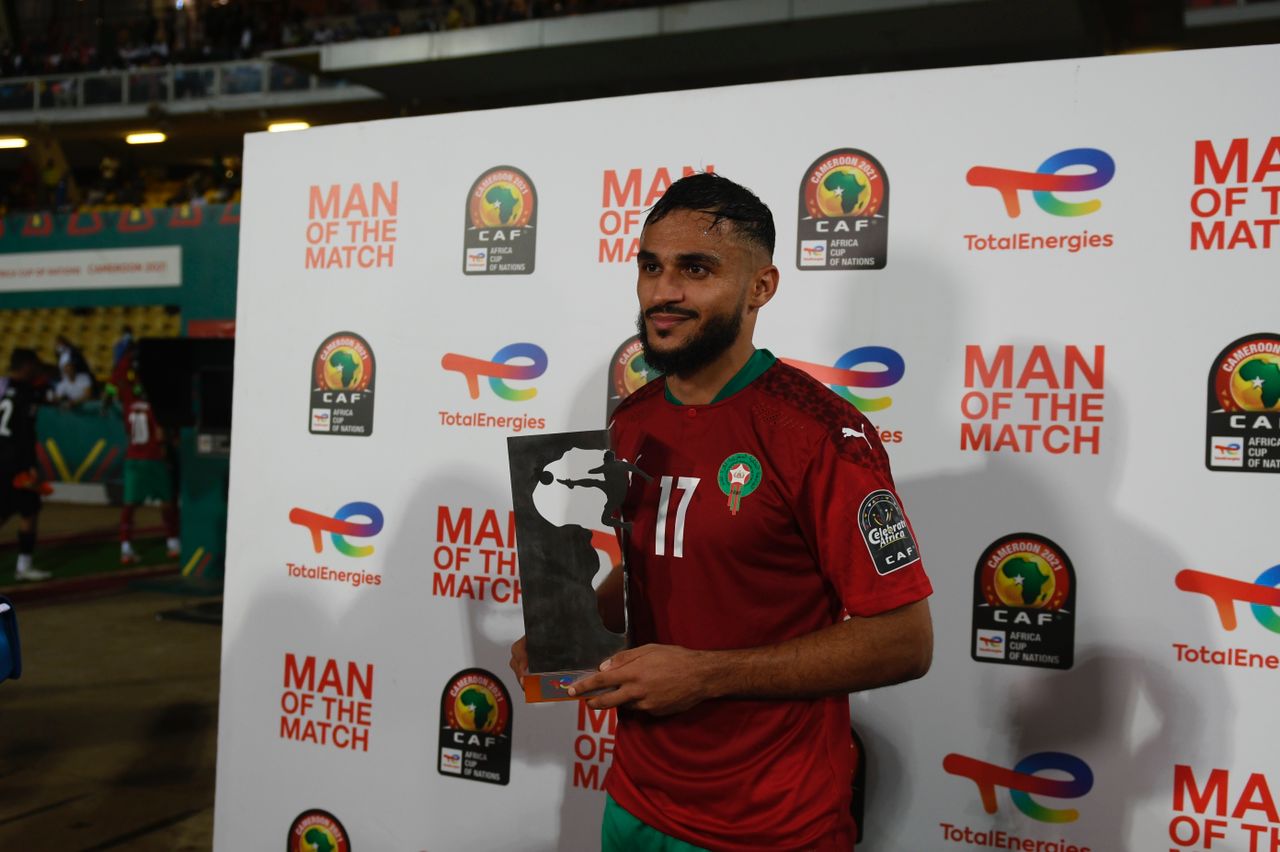 اختيار المغربي سفيان بوفال أحسن لاعب في لقاء المنتخب الوطني أمام غانا